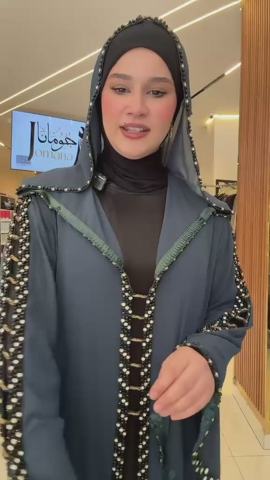 عباية "جومانا" الأدوار - نقشة زهور مبهجة بتفاصيل دانتيل راقية